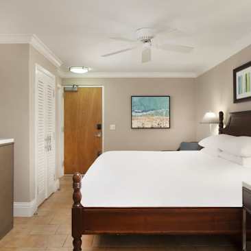 Pier House Resort and Caribbean SPA